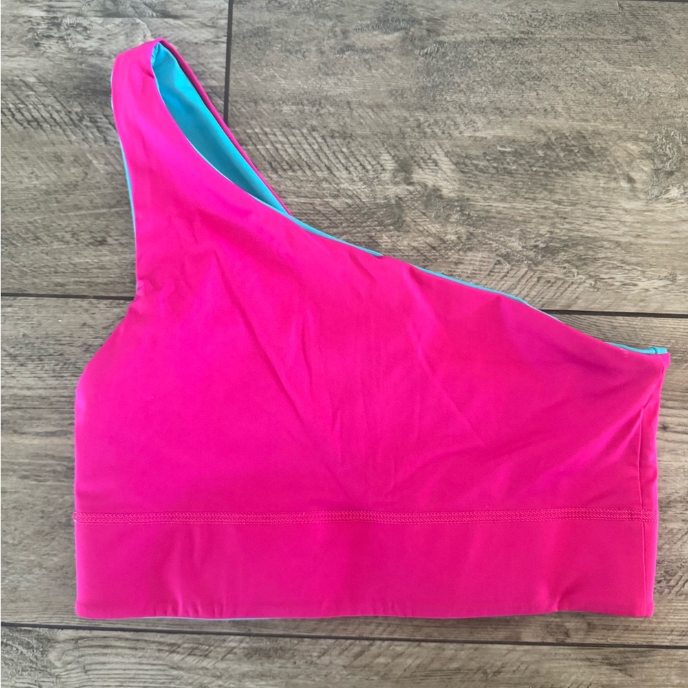 Fabletics size M Asymmetrical reversible Blue or Pink Sports Bra